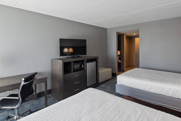 Room 7 of 40