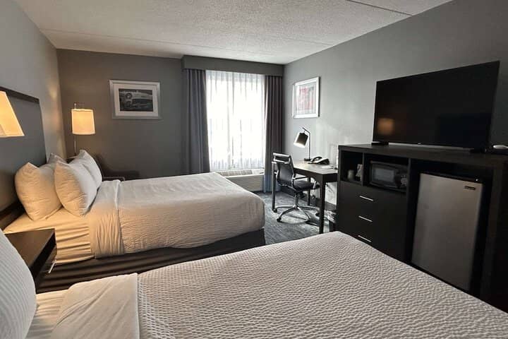 Room 21 of 40