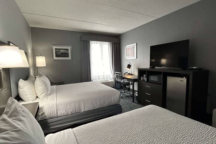 Room 15 of 40